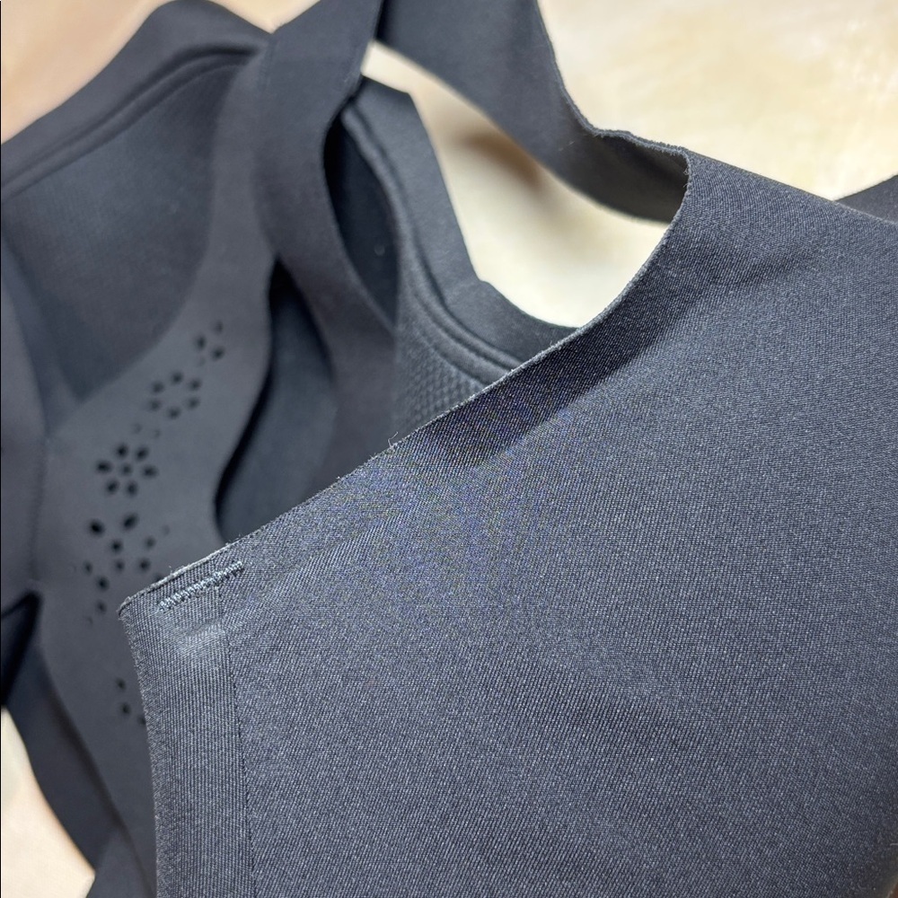 Victorias Secret Victoria Sport Black Women's Sports Bra, 36 E, like new! - Picture 7 of 8